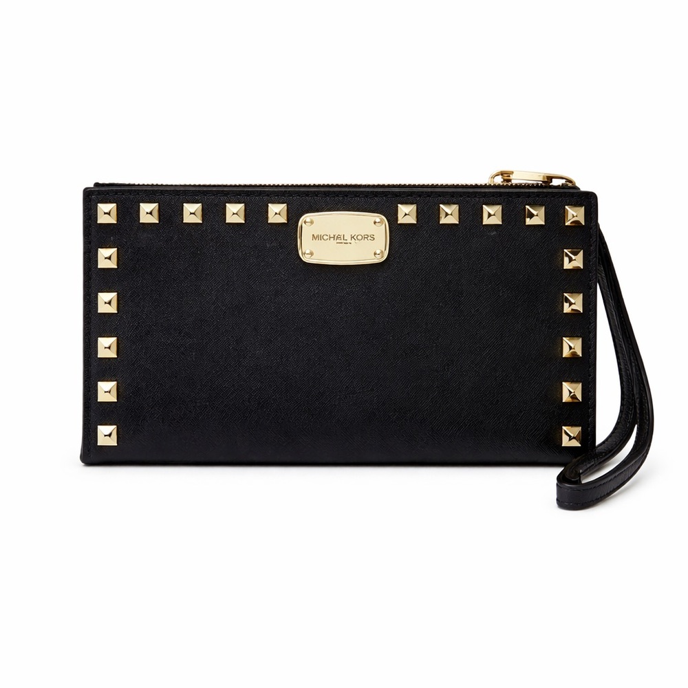 🖤✨Michael Kors Black Studded Saffiano Leather Wristlet